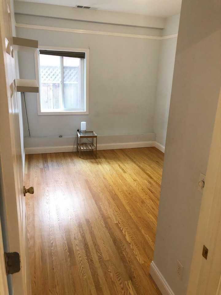 3365 26th St - Photo 2 of 13
