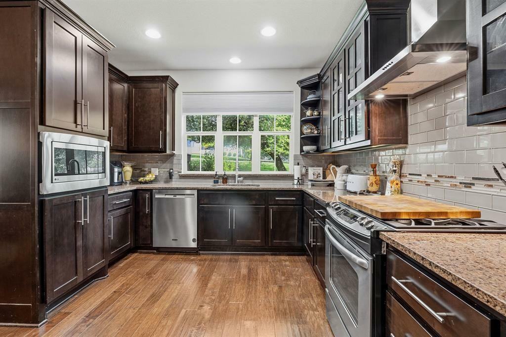 15317 Falconhead Grove Loop - Photo 4 of 29