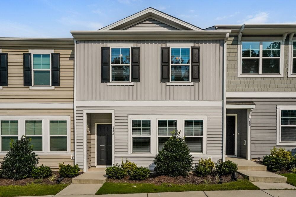 544 Landing View Dr