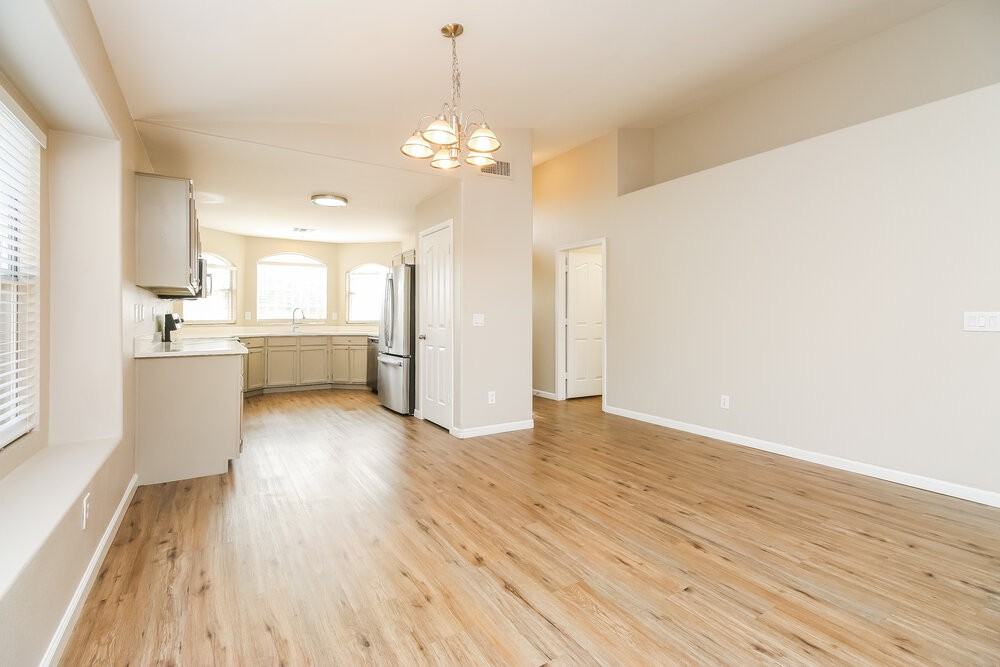 2044 S Avoca Cir - Photo 6 of 16