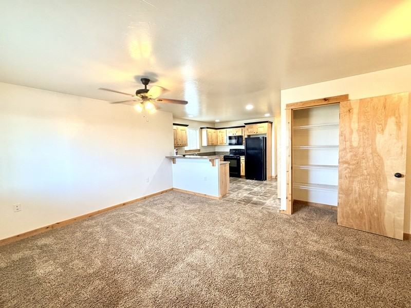 3724 Travertine Way - Photo 3 of 17