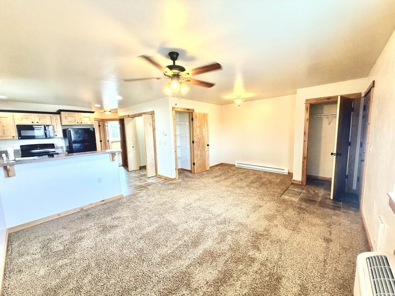 3724 Travertine Way - Photo 4 of 17