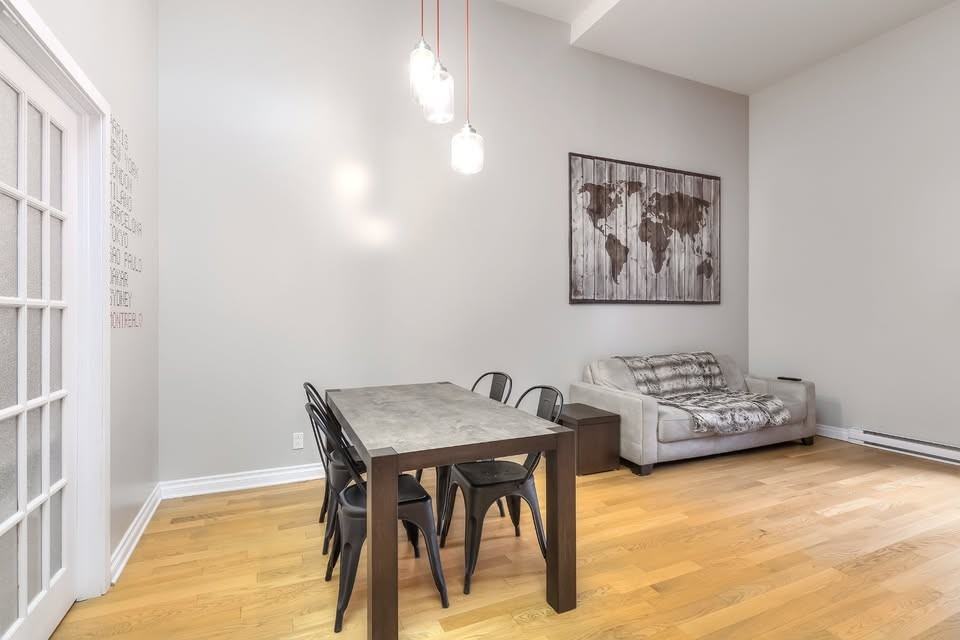 2037 Rue Clark #22 - Photo 4 of 11