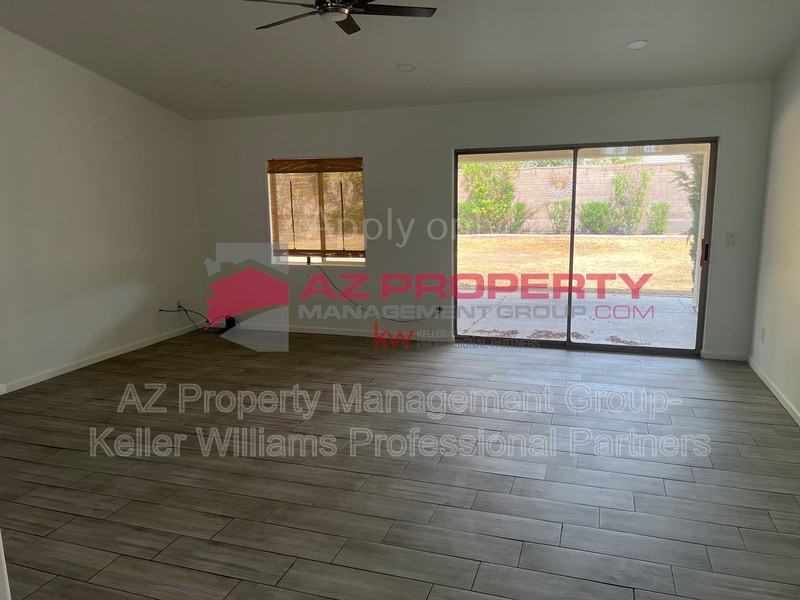 2447 S 80th Ln - Photo 5 of 19