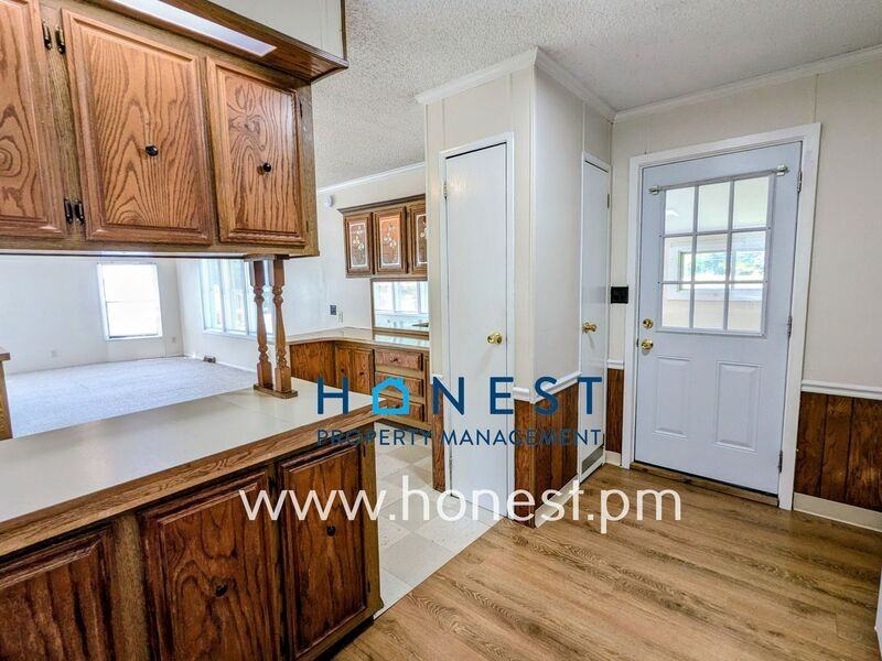 1860 Hallowell Rd - Photo 5 of 41