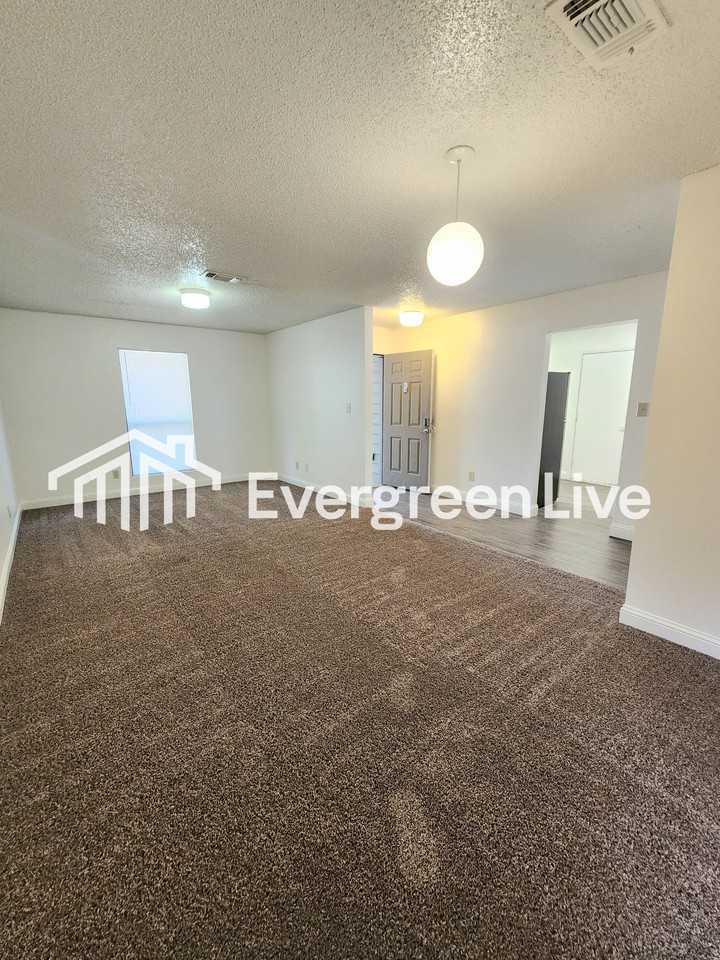 2113 Santa Clara Ct - Photo 3 of 20