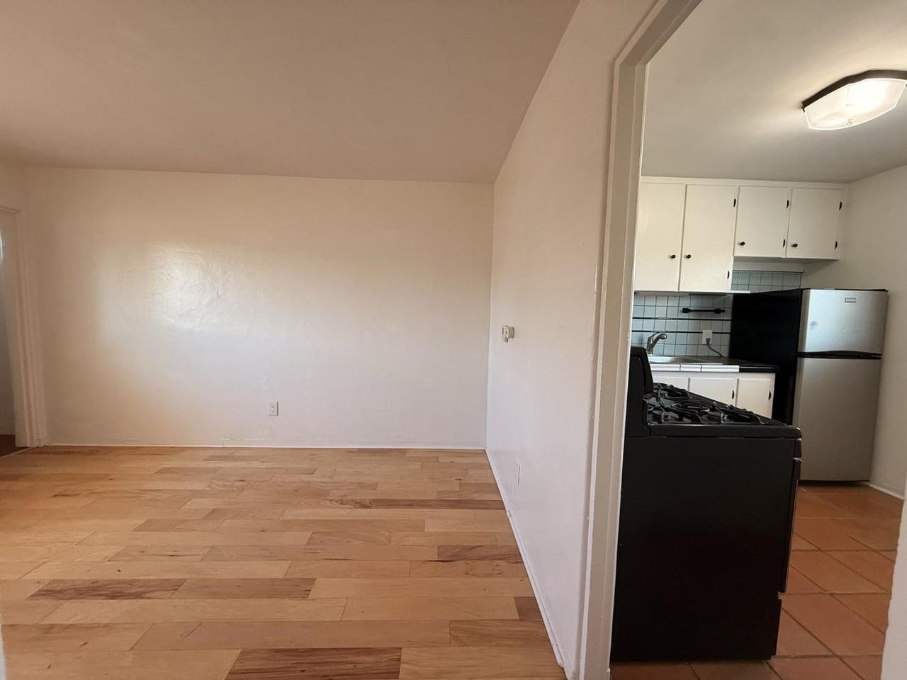 2409 Iris Rd Nw - Photo 6 of 18