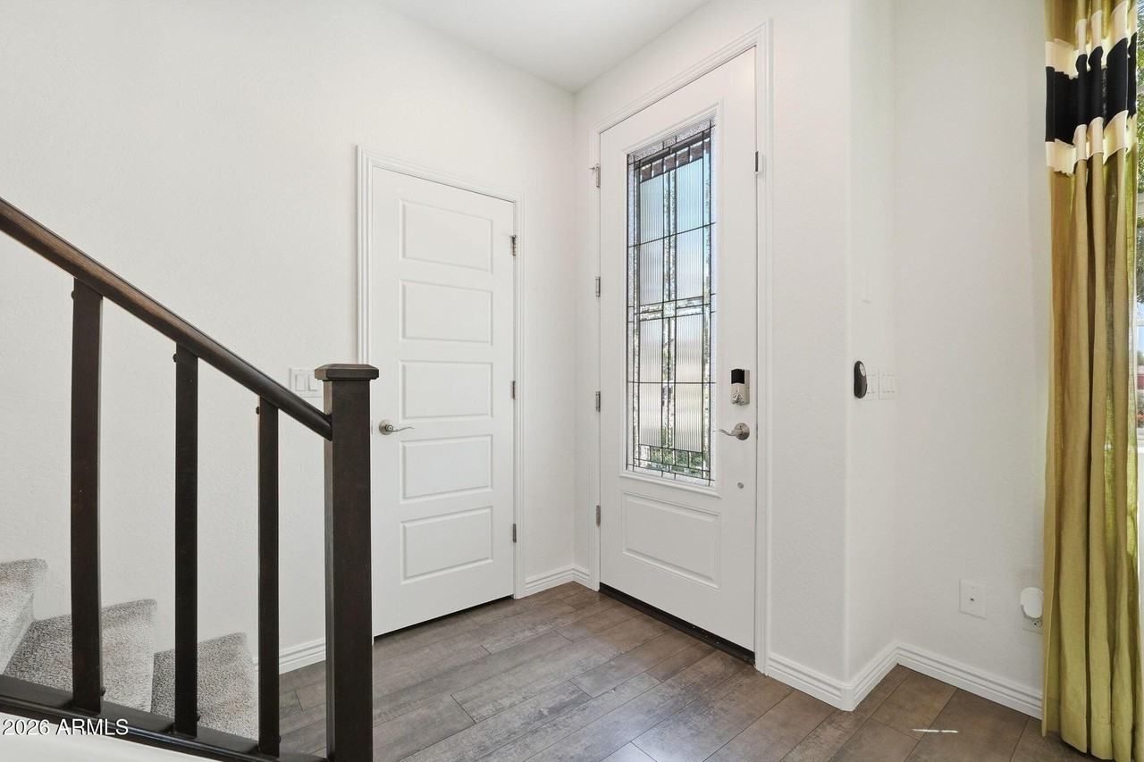 464 N Ranger Trl - Photo 6 of 43