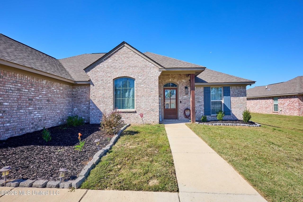 115 Rotherfield Pl - Photo 4 of 16