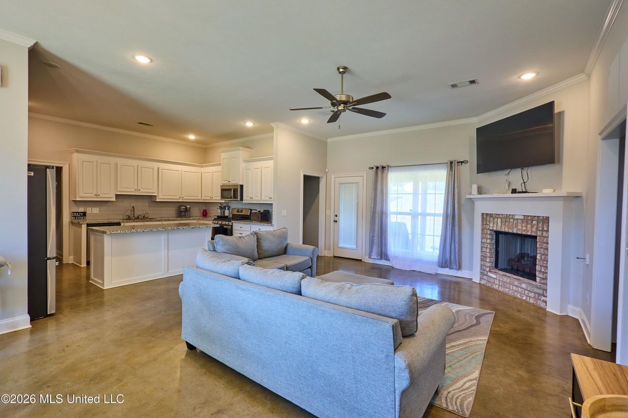 115 Rotherfield Pl - Photo 5 of 16