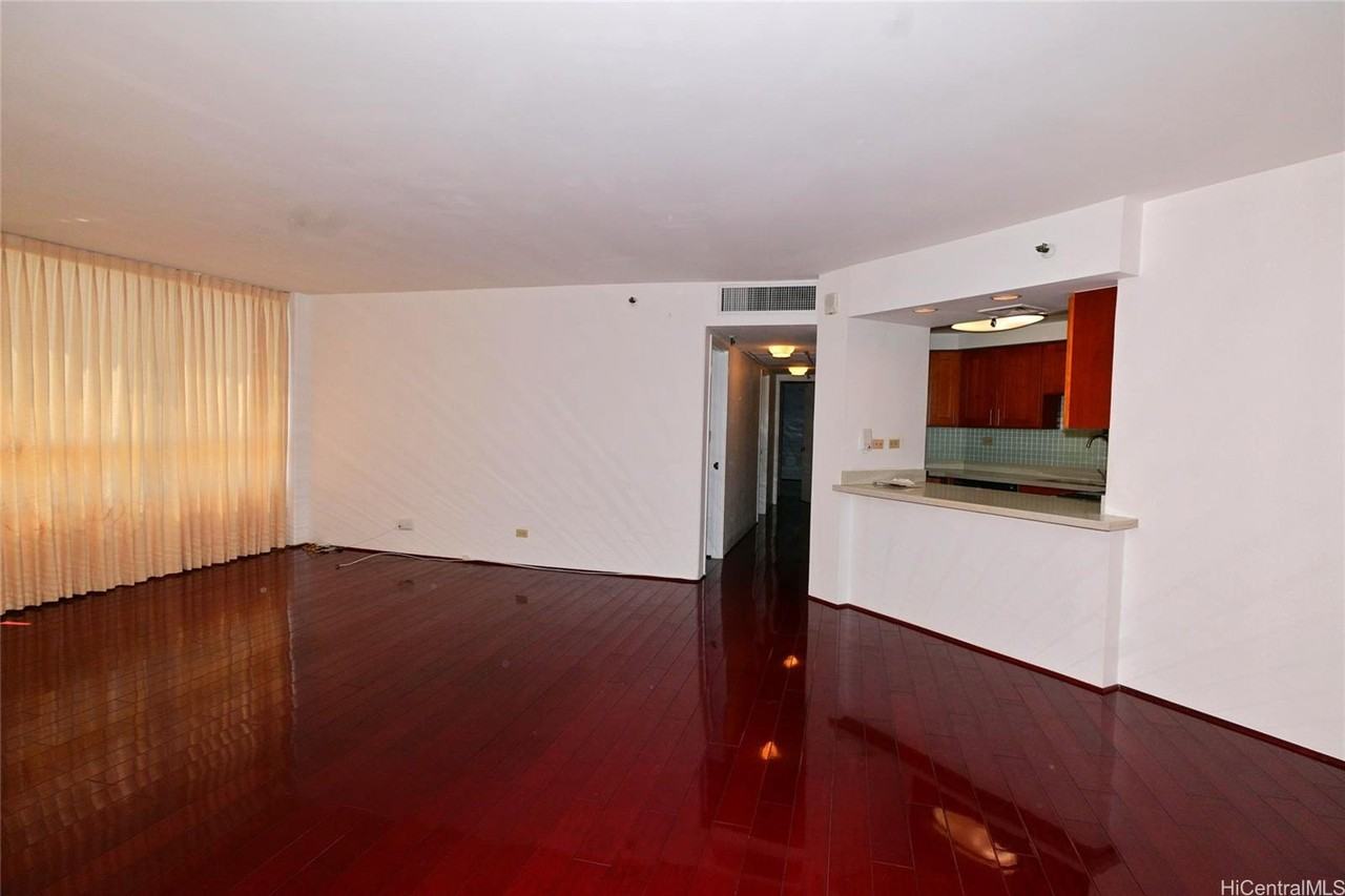 2499 Kapiolani Blvd #2201 - Photo 5 of 24