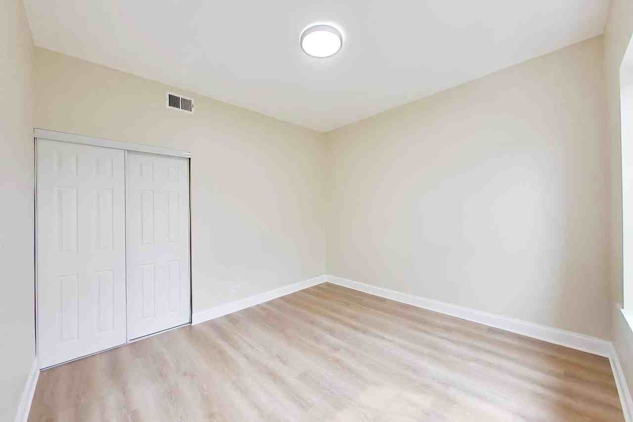 2235 N Kedzie Blvd #3 - Photo 2 of 27