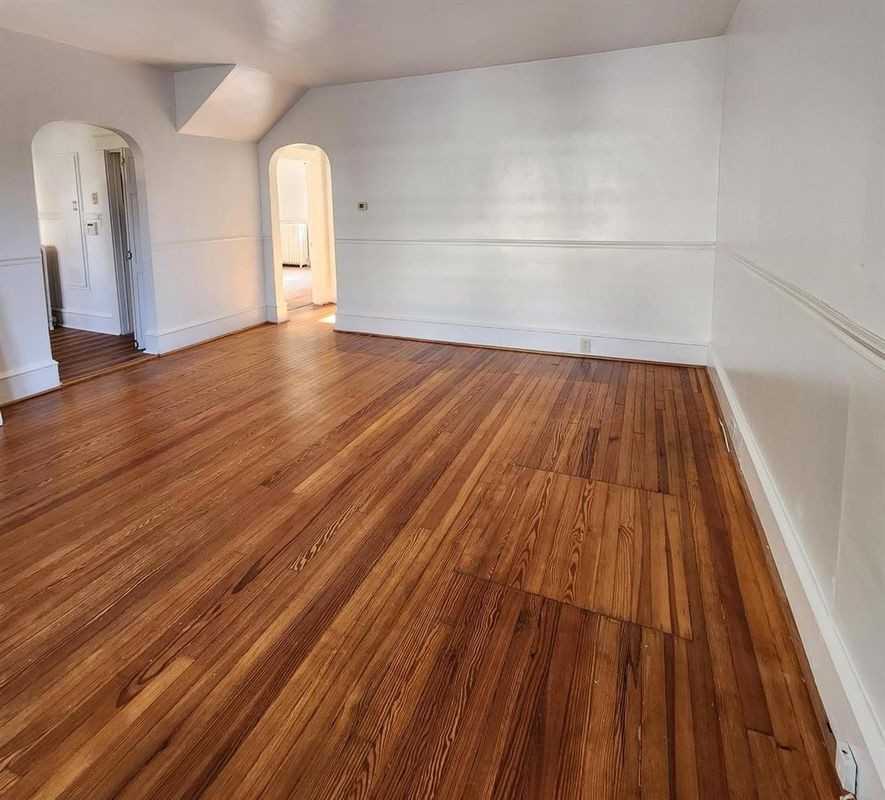 993 W Park Ave ##2 - Photo 5 of 11