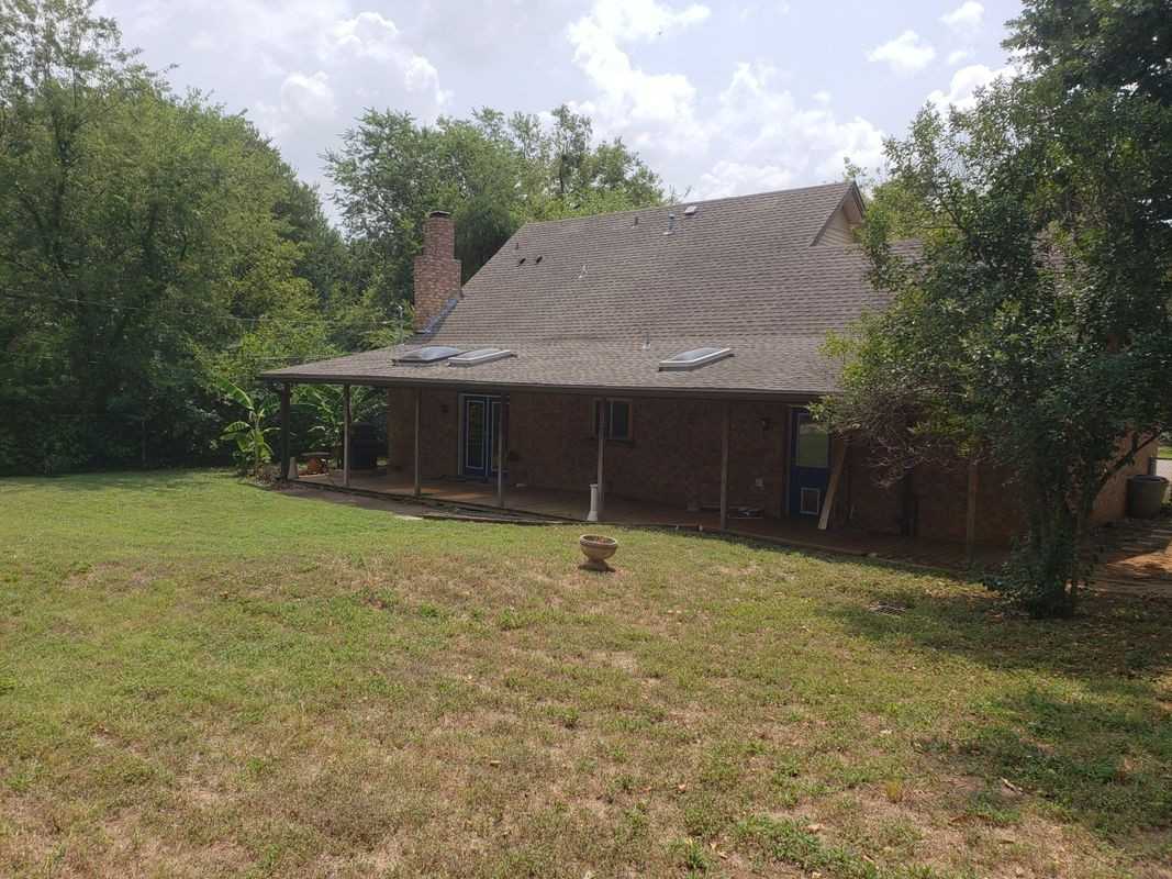 501 Atkerson Ln - Photo 5 of 33