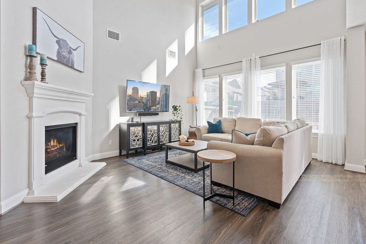 209 Birkshire Dr ##A - Photo 7 of 9