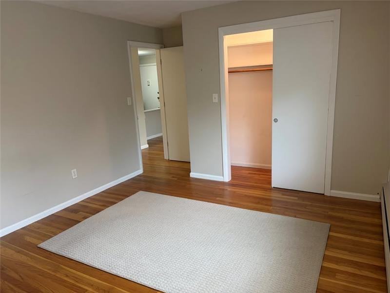 81 Lionel Ave #C - Photo 7 of 14