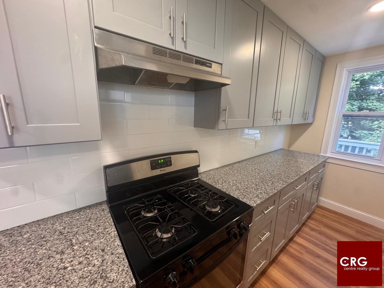 43 Conwell Ave #2 - Photo 3 of 17