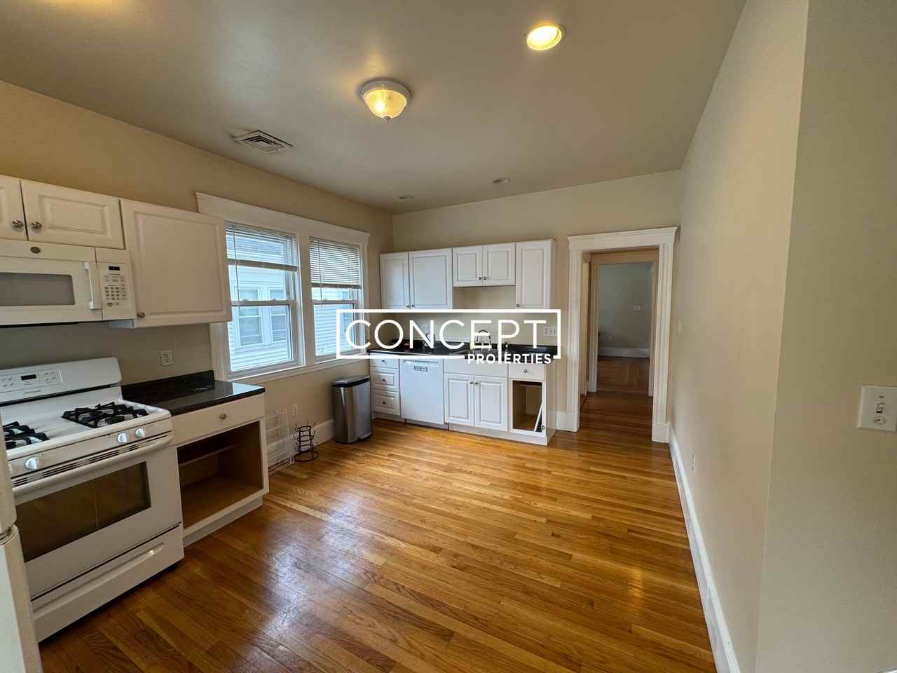 98 W Quincy St - Photo 3 of 36