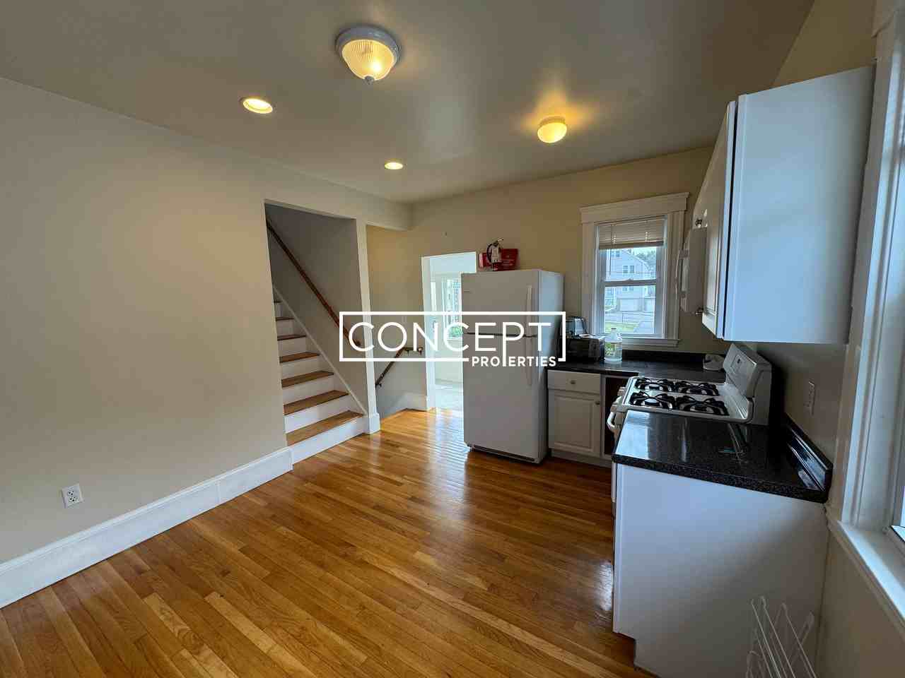 98 W Quincy St - Photo 5 of 36