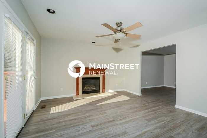 5370 Vernon Ave - Photo 7 of 17