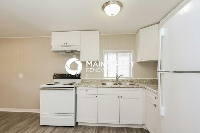 2539 Kingston St S - Photo 5 of 16