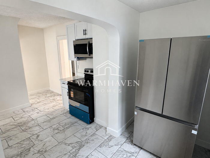801 Storer Ave - Photo 6 of 17