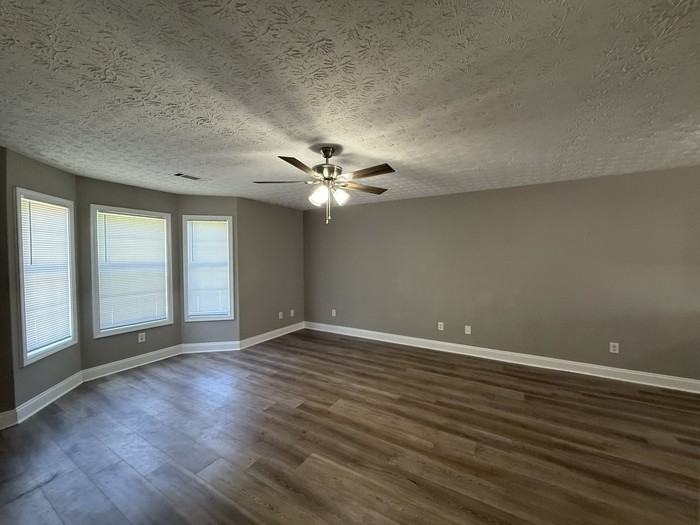 273 Westchester Cir #1 - Photo 4 of 16