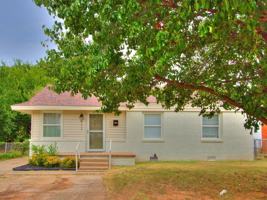 featured image of 411 Showalter Dr