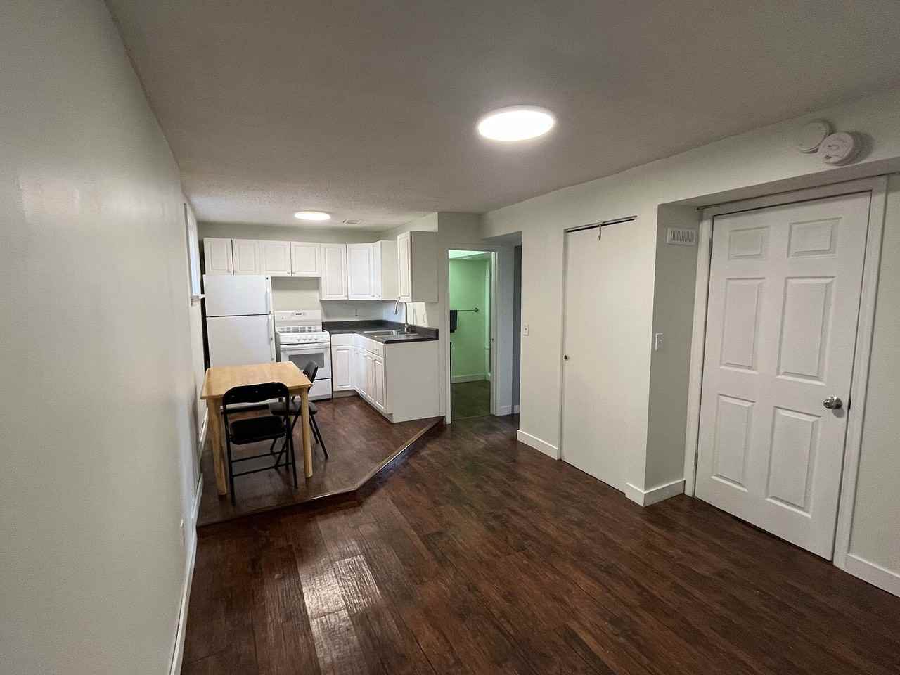 11335 75 Ave Nw - Photo 4 of 11