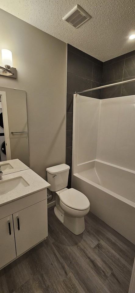 214 Hawthorn Way - Photo 6 of 8