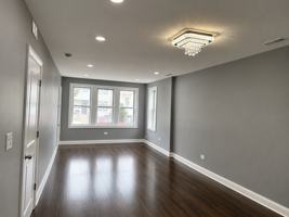 featured image of 2553 W 45th St #1