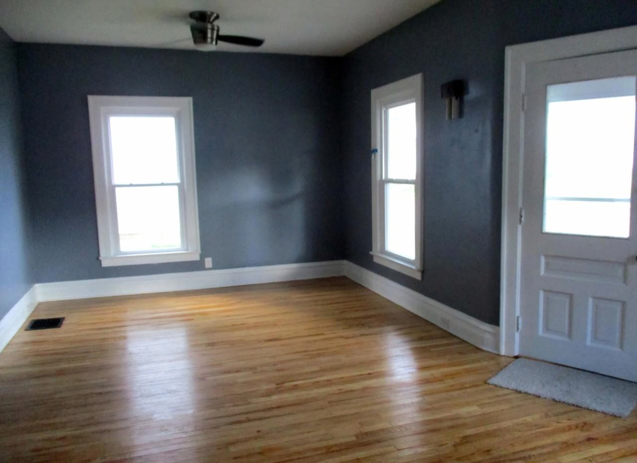 516 Riverside Dr #516 - Photo 2 of 11