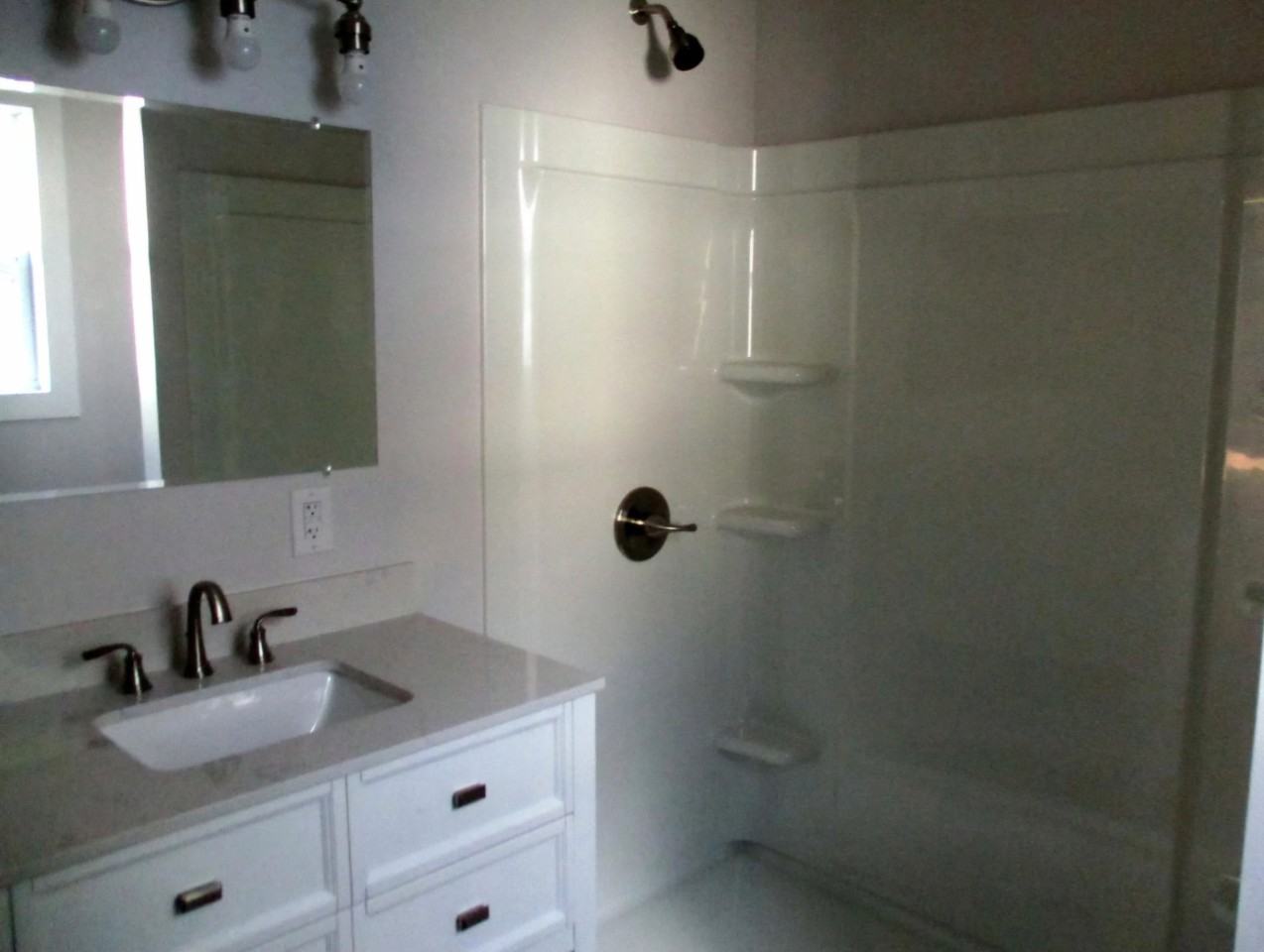 516 Riverside Dr #516 - Photo 6 of 11