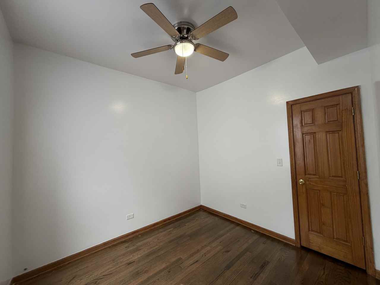 639 N Sawyer Ave #2 - Photo 6 of 15