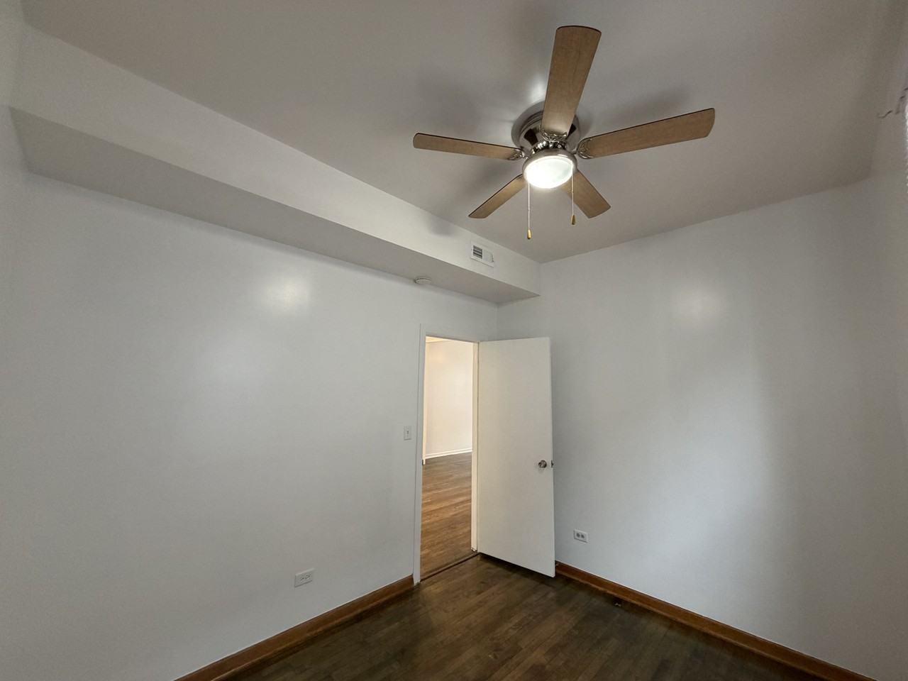 639 N Sawyer Ave #2 - Photo 7 of 15