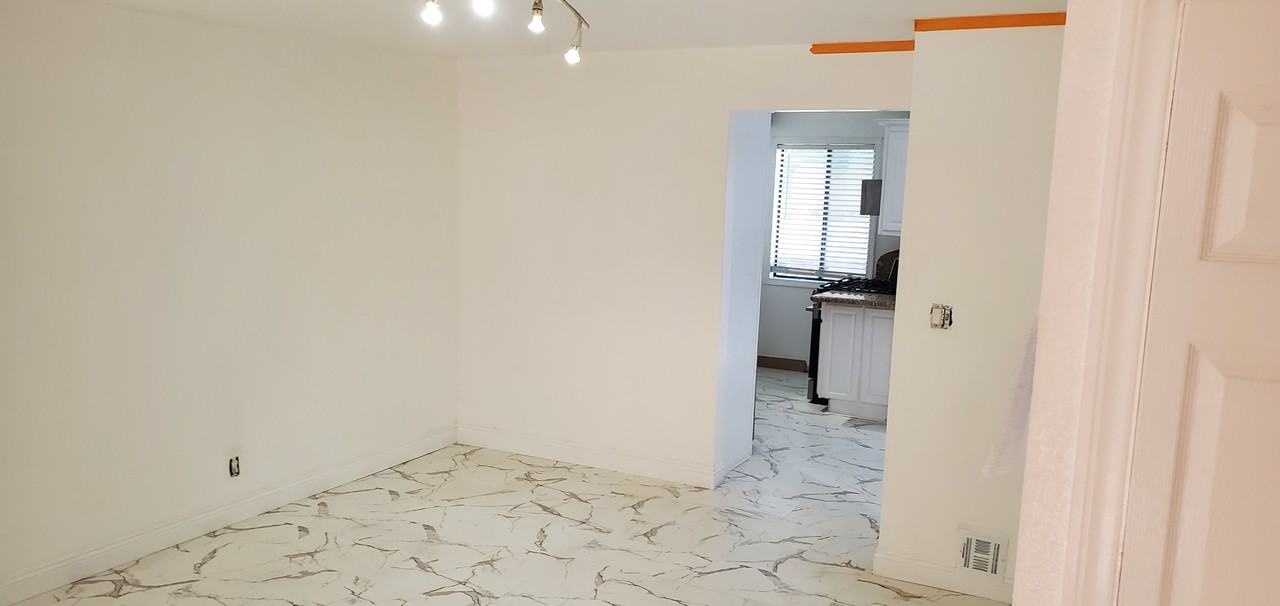 219 N Isabel St #5 - Photo 6 of 17