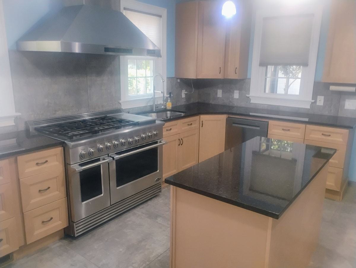 821 S Williams St #NA - Photo 2 of 17