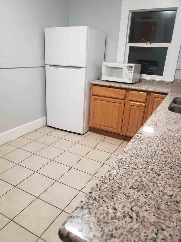 3274 Hyde St #NA - Photo 7 of 7