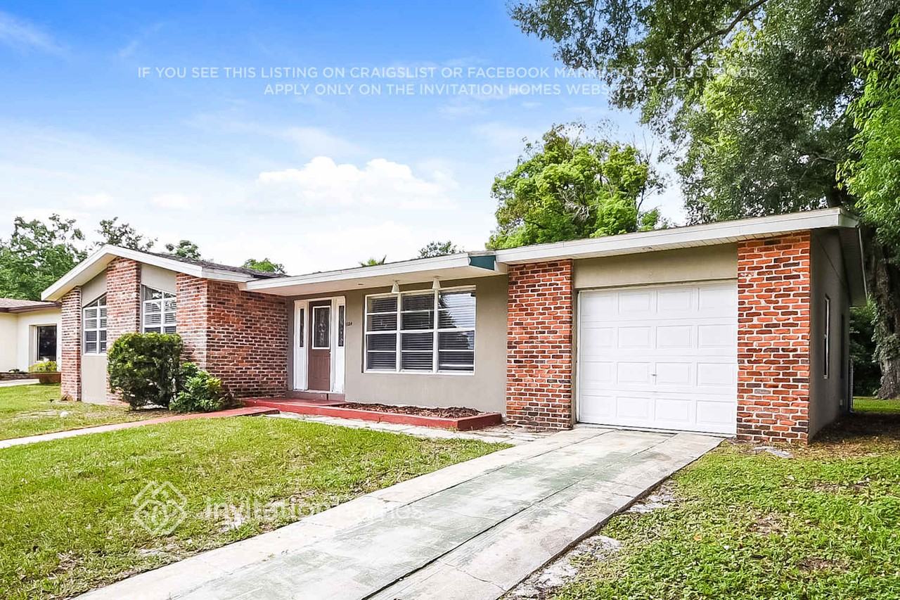 1324 W Hartley Cir - Photo 3 of 17