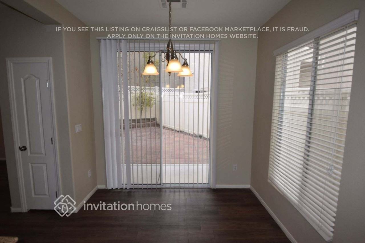 10437 Amber Night St - Photo 6 of 19