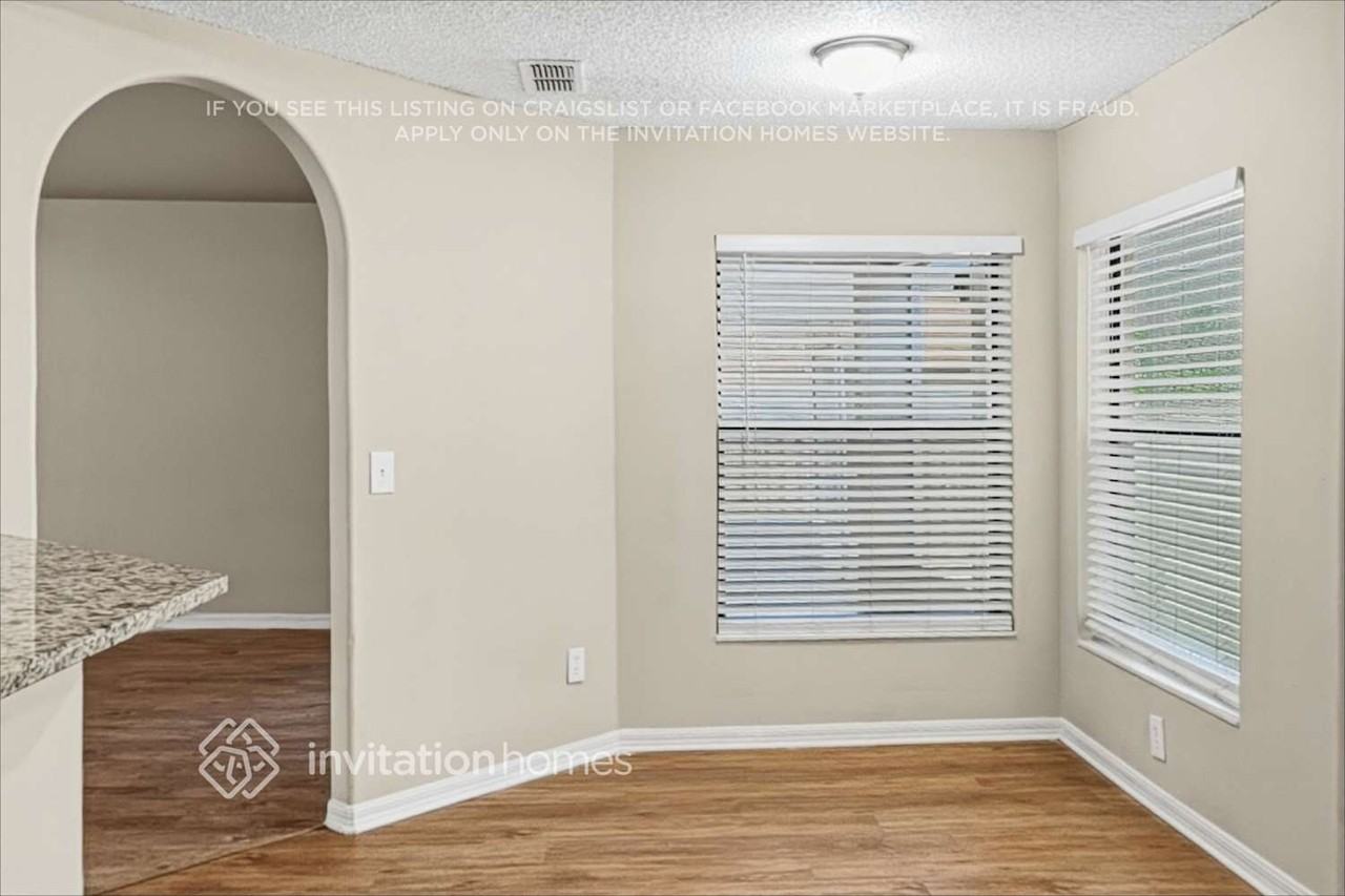 2621 Alclobe Cir - Photo 6 of 21