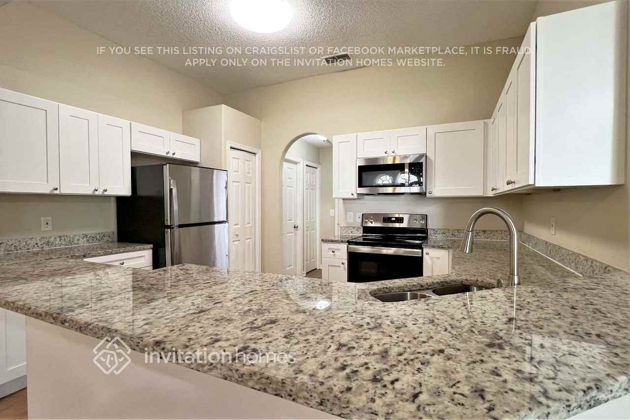 2621 Alclobe Cir - Photo 7 of 21