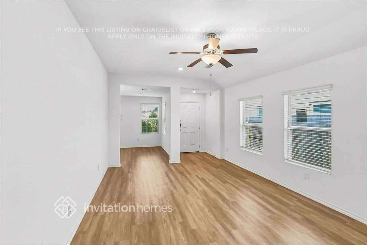 18827 Wembley Vista Trl - Photo 5 of 18