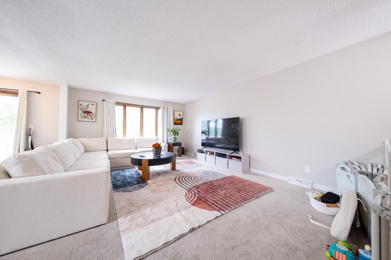 16503 Franklin Trl Se #1 - Photo 6 of 33