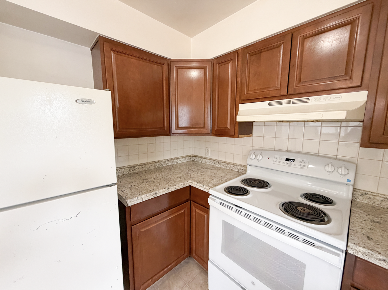 706 Darby Ct #1 - Photo 4 of 20