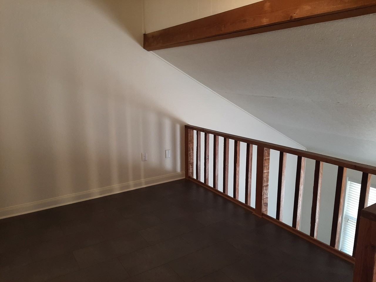 123 W Virginia Ave #4 - Photo 5 of 9