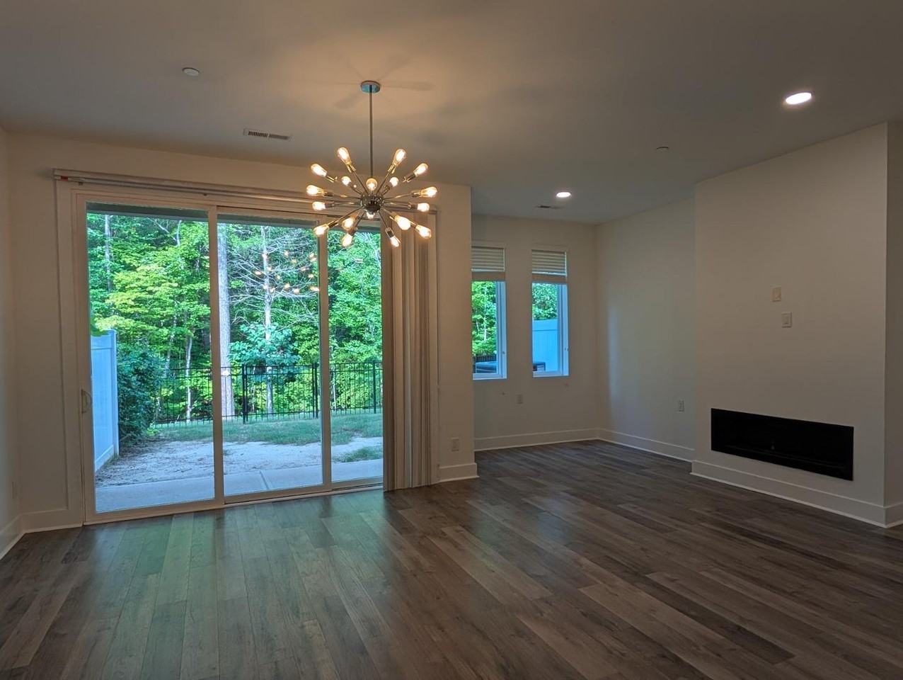 4025 Southpoint Landing Way - Photo 7 of 20