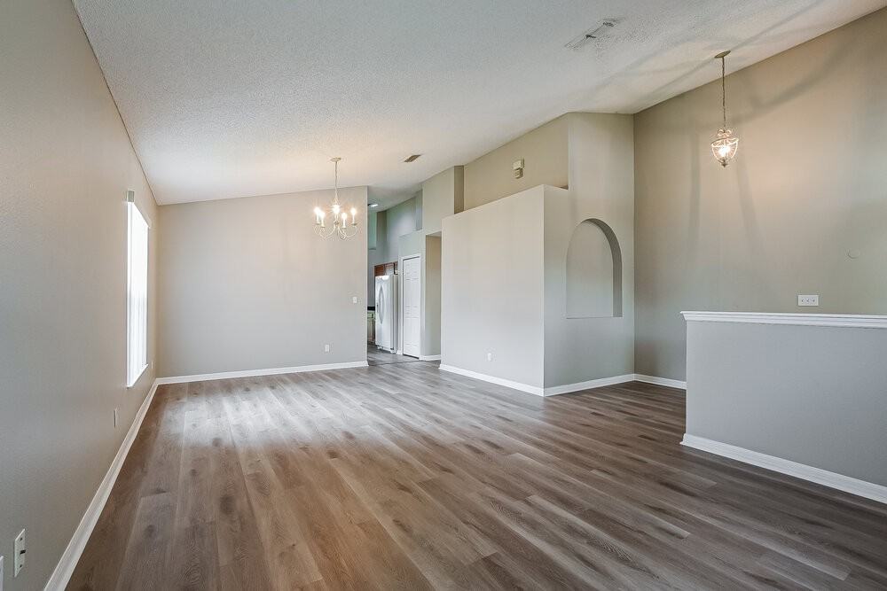 3005 Lorimer Ct - Photo 5 of 16