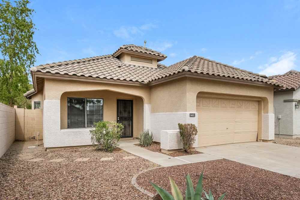 3402 N 129th Dr - Photo 3 of 16