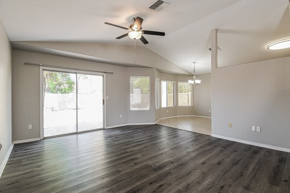 1042 N Blackbird Dr - Photo 6 of 17